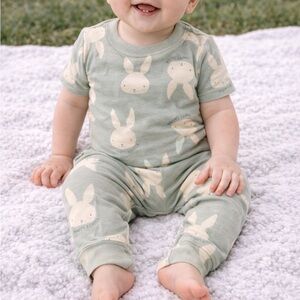 Carter’s Easter Bunny Pajama Set | 18 Months | 2-Piece Tee & Pants